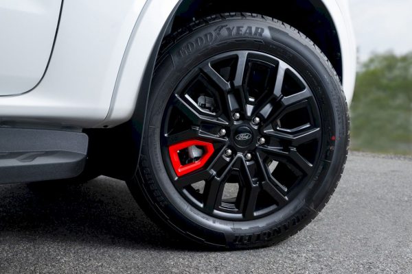 Ford Everest Sport SE