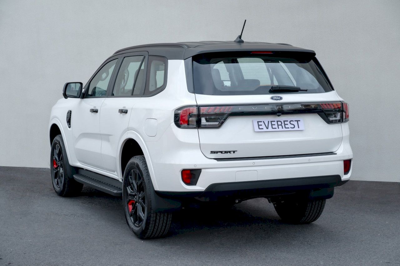 Ford Everest Sport SE